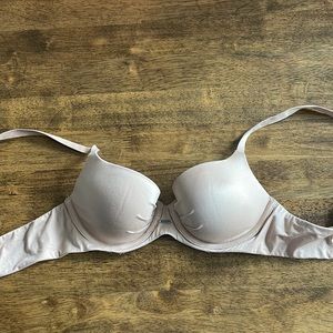 PINK Victoria’s Secret Nude Bra Size 32B